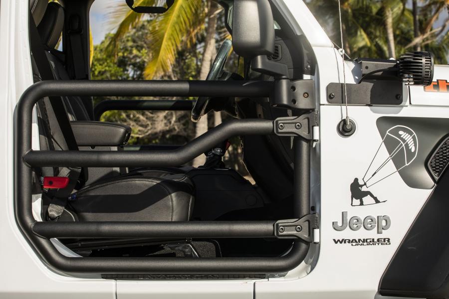 Детали экстерьера Jeep Wrangler Unlimited Three O Five (JL) 2019 года  (NA) (фото 2 из 10)